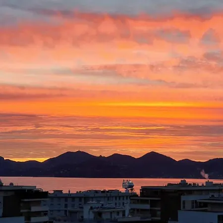 Apartment Sur Le Toit - Vue Exceptionnelle *